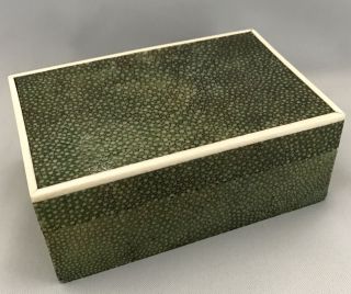 French Art Deco Period Shagreen Box With Inlaid Edges, photo