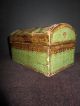 Vintage Italian Florentine Green & Gold Tole Domed Box Italy Distressed Toleware photo 4
