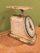 Vintage Universal Landers,  Frary & Clark,  24 Pounds Capacity Scale Farm House Scales photo 2