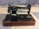 Serviced Vintage 1927 Singer 99 Heavy Duty Sewing Machine Bentwood Case Knee Bar Sewing Machines photo 3