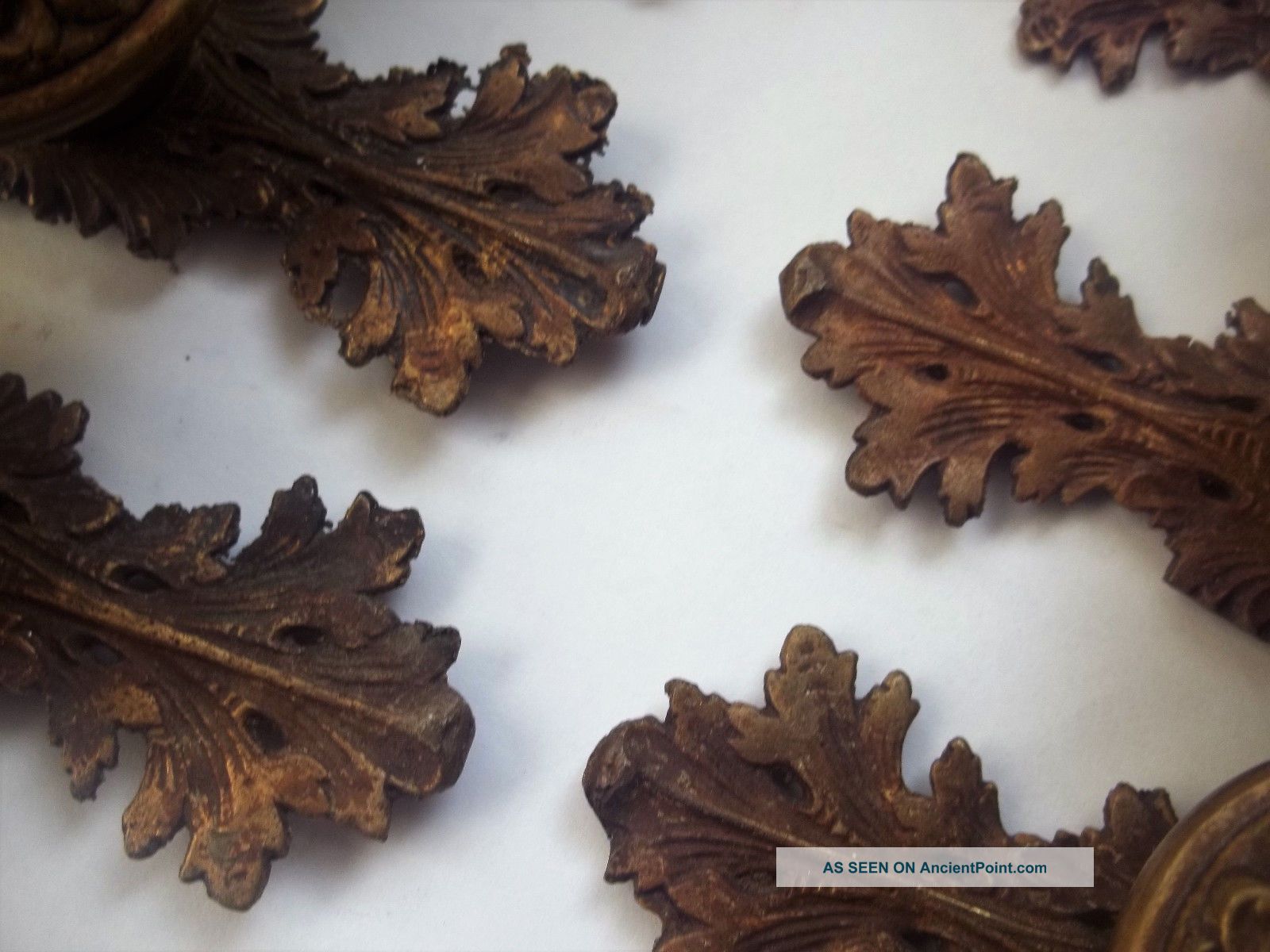 6 Antique Victorian Brass Acanthus Leaf Drawer Pulls Handles Knobs
