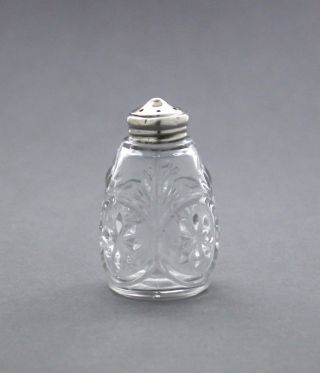 Vintage Pressed Glass Salt Pepper Shaker/pepperette Sterling Silver Top photo