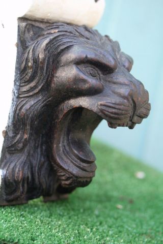 Early 18th C.  Gothic Wooden Oak Intricate Lion Head Carved Corbel C1720s photo