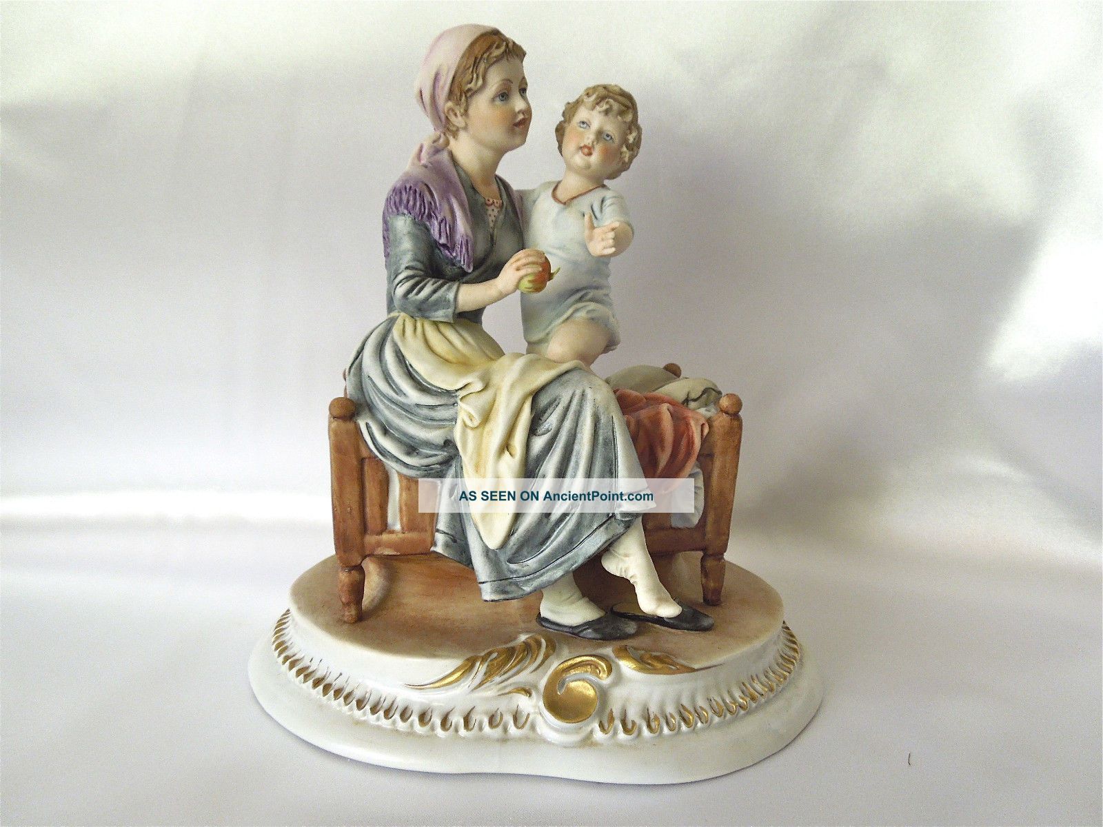 Vintage Capodimonte Porc.  Figurine Mother With Child Made In Italy By V.  Lamagna Figurines photo