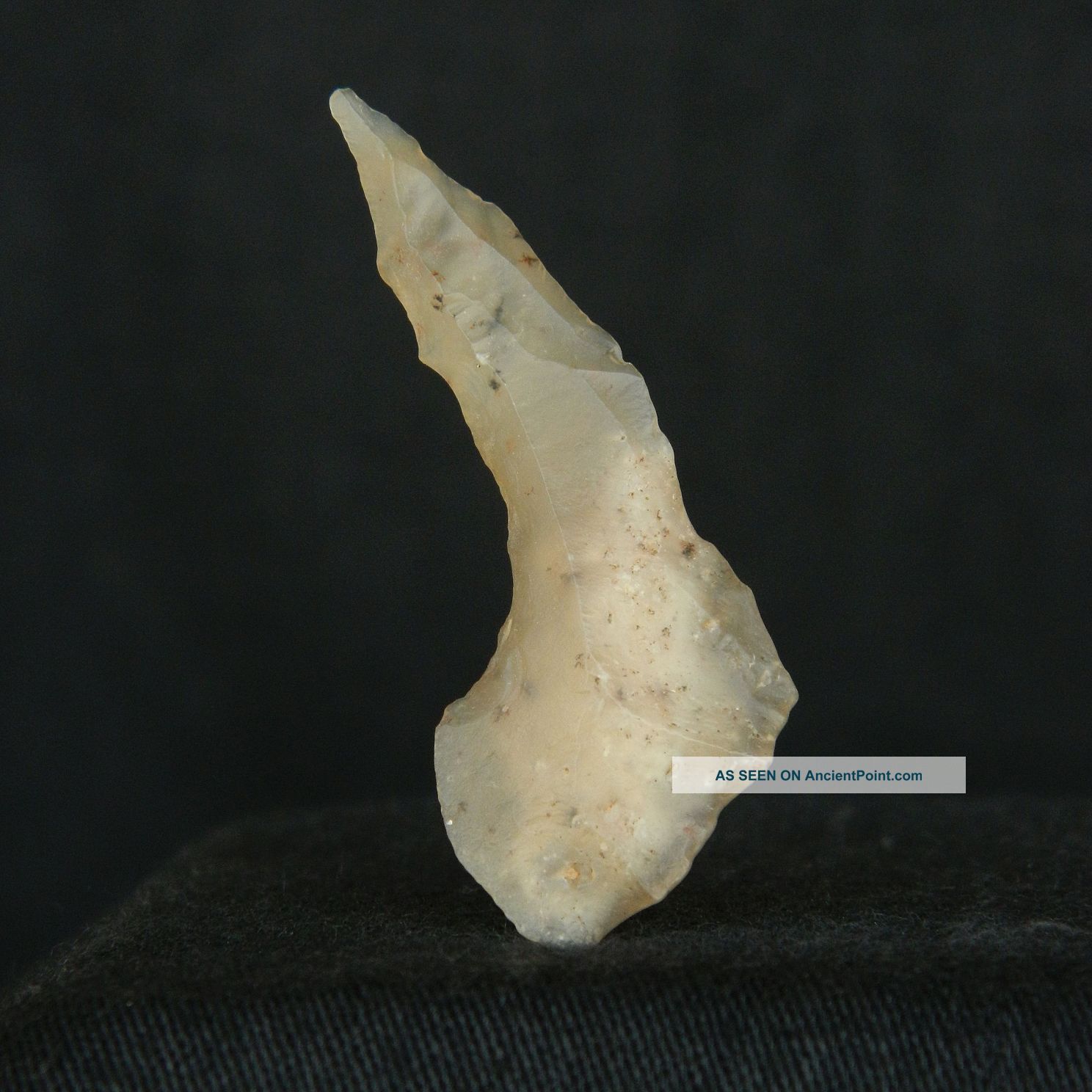 Admirable Saharian Upper Paleolithic - Flint Projectile Armature - 49 Mm Long Neolithic & Paleolithic photo