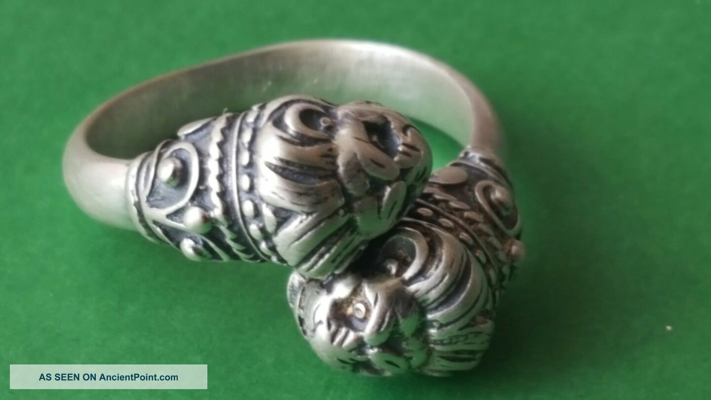 Very Rare Ancient Viking Silver Lion Head Ring Roman photo