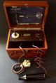 Vintage Violet Ray Wand Tesla Electric Shock Machine Mahogany Quack Medicine Other Medical Antiques photo 7