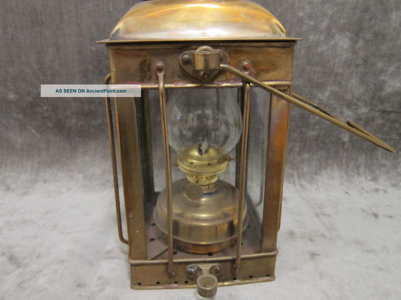 Antique Large & Heavy 1920 ' S Neptune N R Ship Oil Lantern Brass & Copper