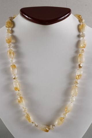 Gorgeous And Vivid Citrine And Round Forme Mother Of Pearl Bead Necklace photo
