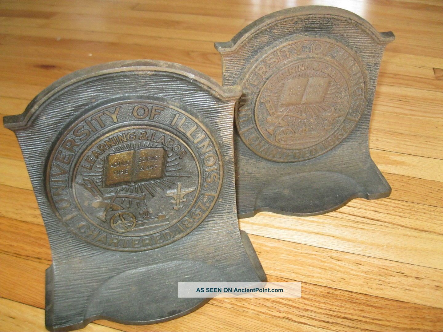 Antique Early 1900s University Of Illinois Copper Metal Bookends - Arts & Crafts Movement photo