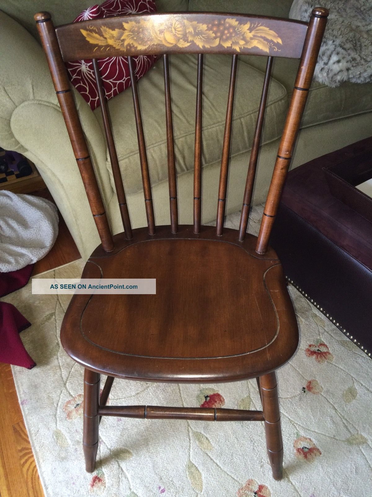 One Vintage L.  Hitchcock Maple Classic Side Chair Grape/leaf Pattern Post-1950 photo