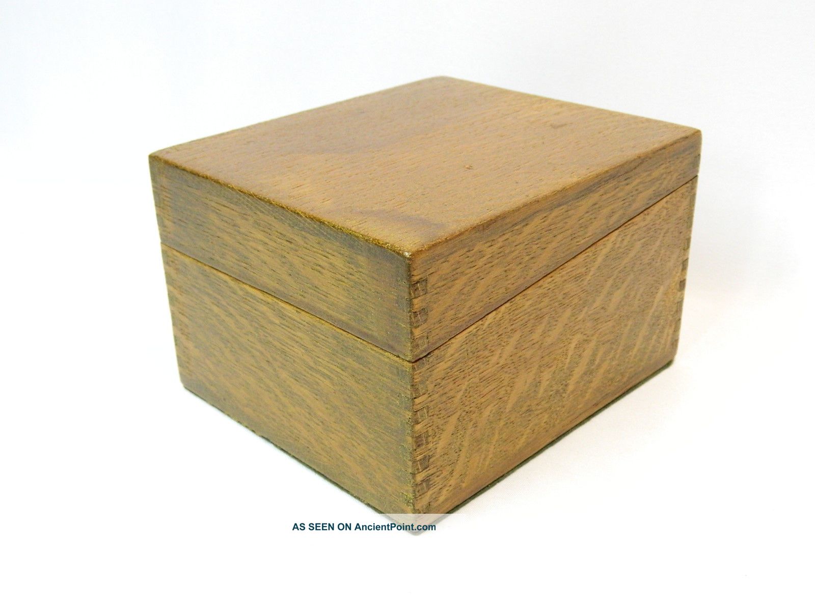 Vintage Wooden Quarter - Sawn Oak Finger - Jointed Trinket Box Boxes photo