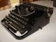 Vintage Underwood Portable 4 Bank Keyboard Typewriter; Cond. Typewriters photo 5