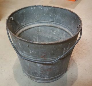 Vintage Galvanized Metal Bucket Heavy Wire Handle Feed Farm Antique photo