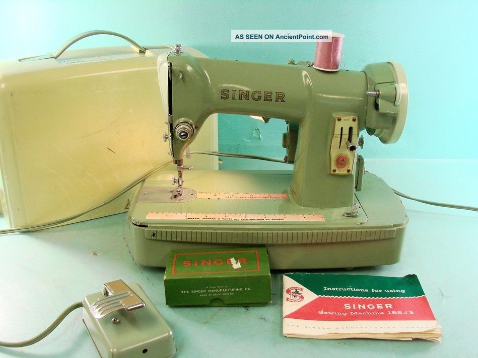 Vintage Green 1950s Singer Sewing Machine Model 185j3 Complete Kit W/ Case Pedal Sewing Machines photo