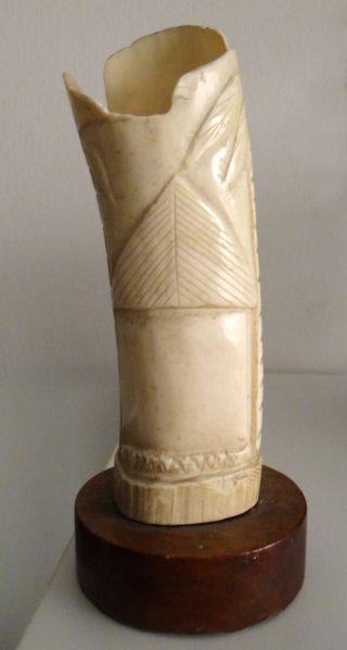 Antique Carved African Statue Decorated With A House At Both Sides - Early 20th photo