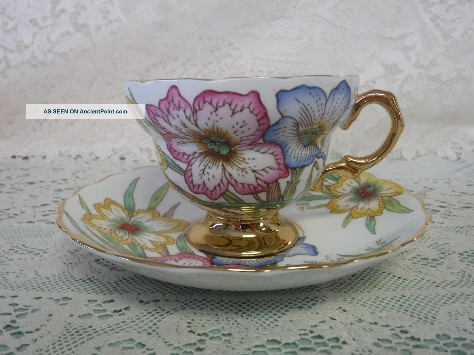 Vintage Rosina Heavy Gold Hand Painted Cup Saucer 5162/ar Floral Cups & Saucers photo