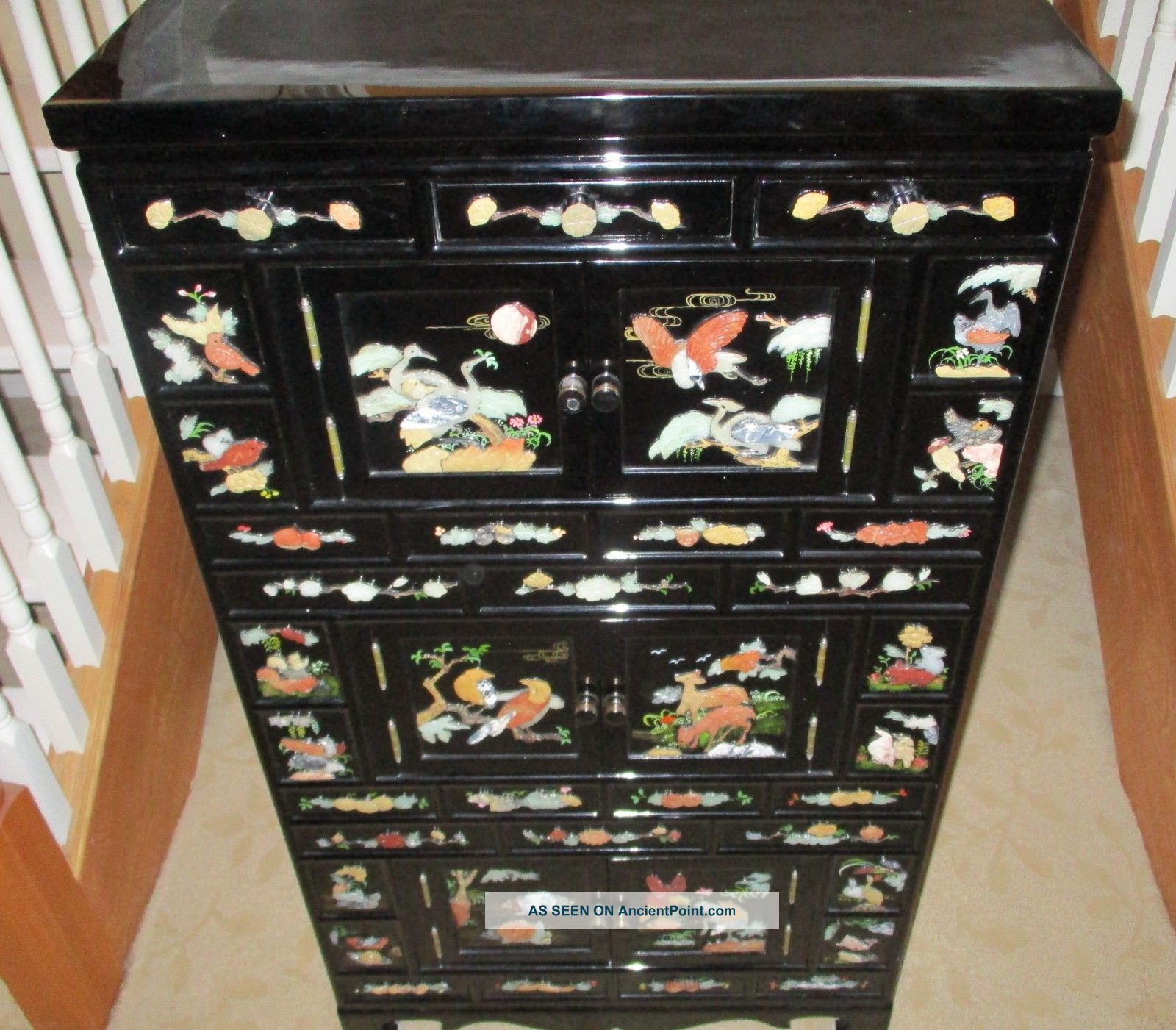 Chinese Jade Stone Carving Apothecary Jewelry Box Chest Black