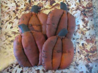 Vtg Primitive Cloth / Fabric Hand Painted Pumpkins Country Rustic Halloween photo