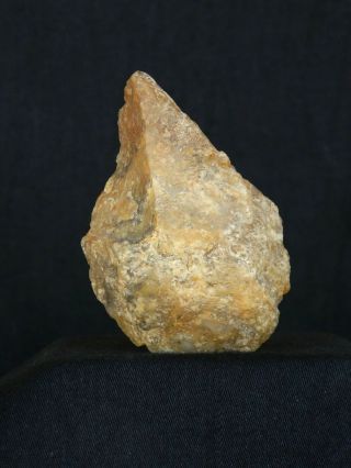 Acheulean Civilization - Quartzite Hand Axe - 82 Mm Long - Sahara photo
