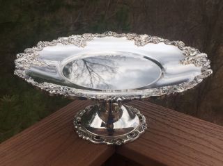 Vintage Wallace Baroque Silverplate Pedestal Plate Cake Stand - photo