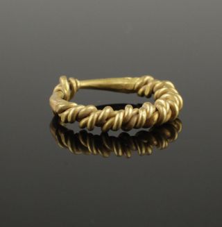 Viking Twisted Gold Ring - Circa 10th Century photo