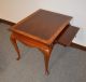 Queen - Anne Style Solid Mahogany Side Table W/ Banded Inlaid Top & Pull - Out Post-1950 photo 5