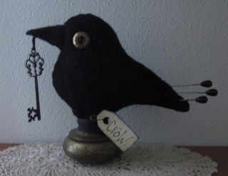Primitive Wool Crow Bird Door Knob Key Charm Make Do Pin Cushion Pfatt Ehag photo