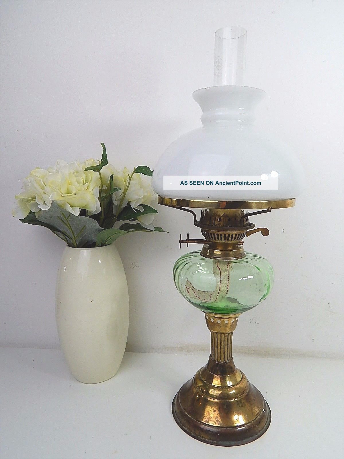 Vintage Tall Green Glass Reservoir Oil / Paraffin Lamp 20th Century photo