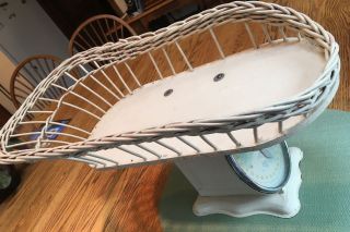 Vintage Baby Wicker Scale Weighs 0 - 30 Pounds In Ounces Creamy White photo