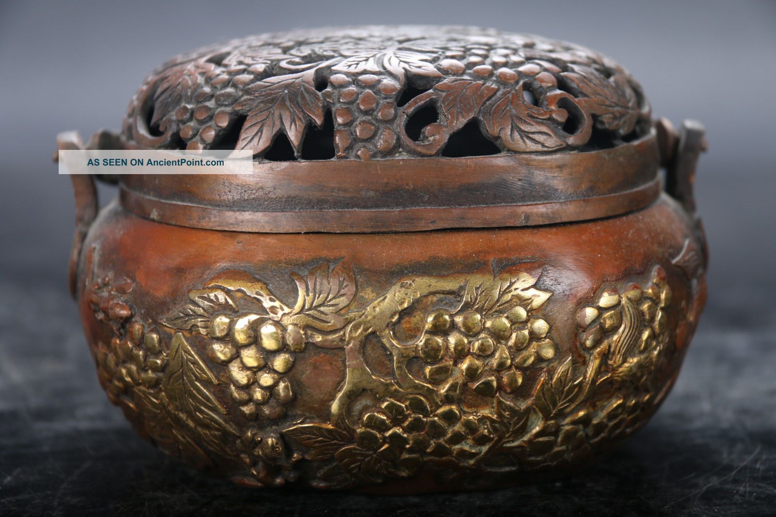 Chinese Carving Pure Copper Gold - Plated Grape Incense Burner Qianlong Mark E894 Incense Burners photo