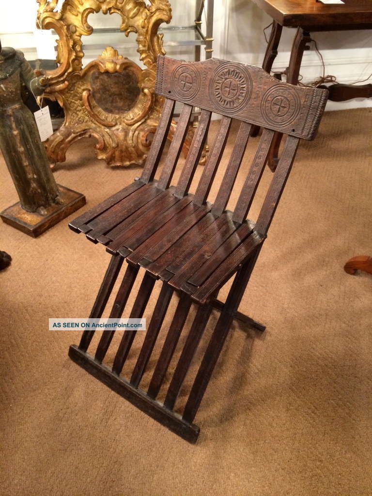Rare Italian Renaissance Folding Chair - Late 15th / Early 16th Century Pre-1800 photo
