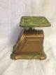 Vintage Universal Landers,  Frary & Clark,  24 Pounds Capacity Scale Farm House Scales photo 3