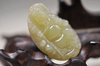 Exquisite Workmanship Chinese Hetian Jade Hand Carved Guan Yu Pendant Ad2 photo