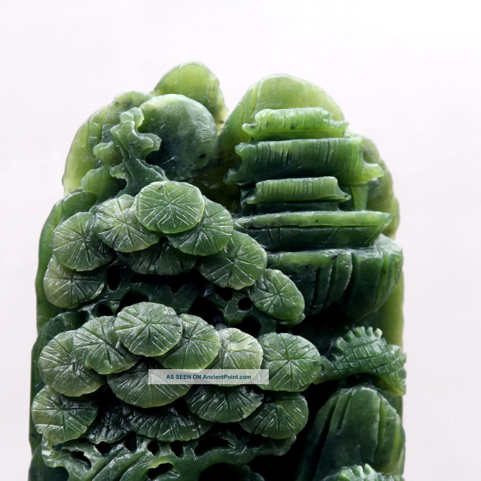 Exquisite 100 Natural Hetian Jasper Jade Hand Carved Moutain & Man