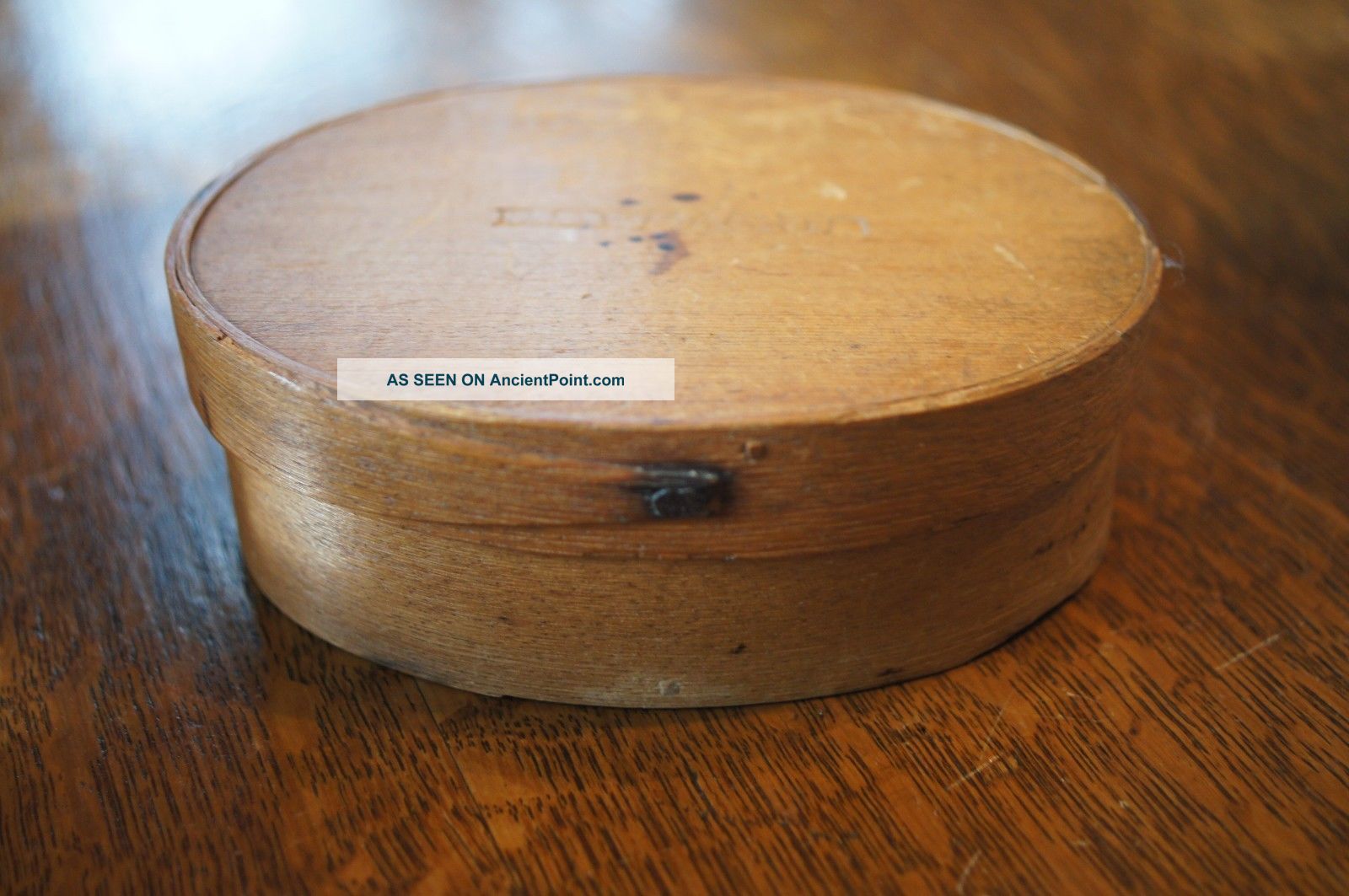Antique Hingham Mass Sprague Oval Pantry Box Signed Patina Shoe Peg Boxes photo