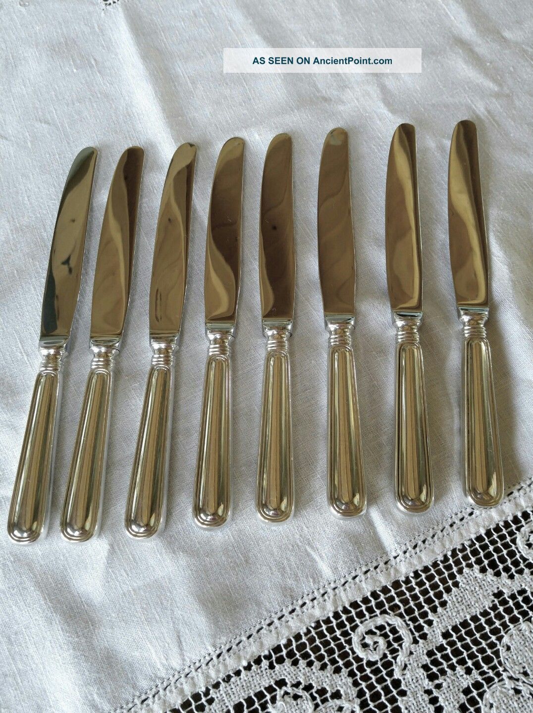 X8 Birks Regency Silver Plate York Knives 8 1/2 