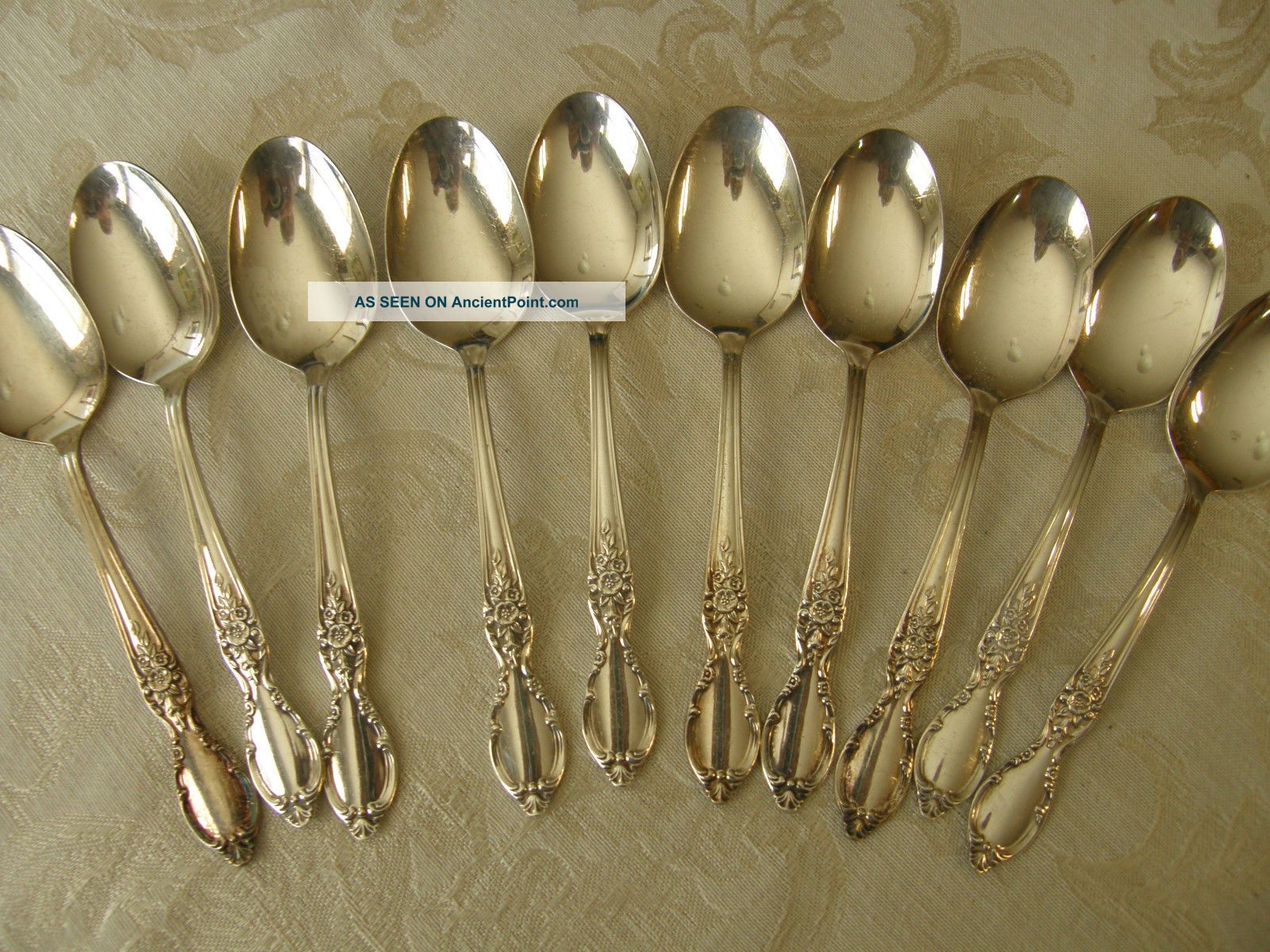 10 Tea Soup Spoons Wm Rogers Is Victorian Rose 1954 Vintage Silverplate Flatware & Silverware photo