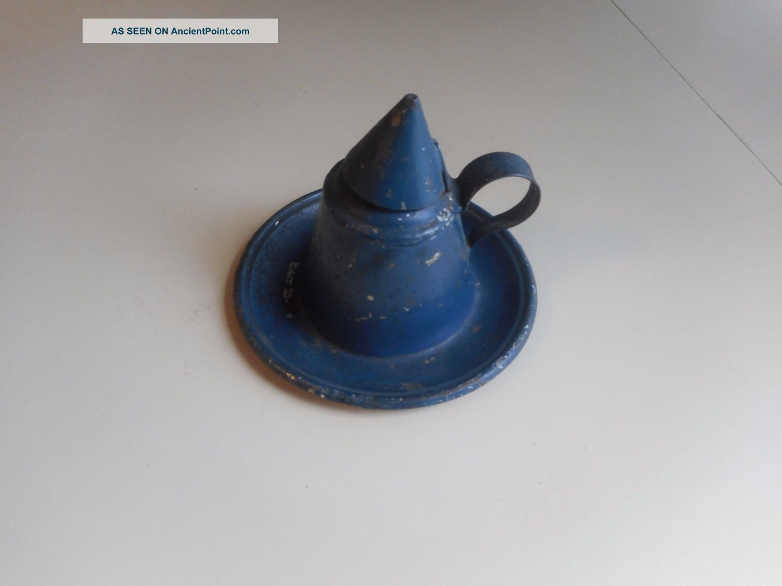 19th C.  Soldered Tin & Painted Finger Lamp W/whale Oil Burner & Snuffer Tin Lid Primitives photo