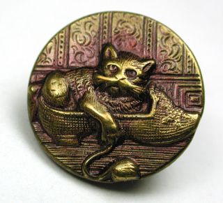 Antique Tinted Brass Button Cat In A Shoe W/ Yarn Scene - 5/8 