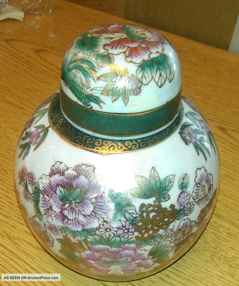 Antique Chinese Pearl Glazed Tongzhi Marked Vase Or Urn Jars photo