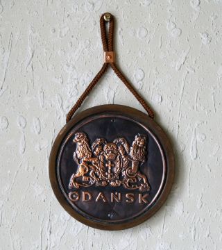 Vintage 1983 Poland Gdansk Armorial Hammered Relief Copper Wall Hanging Plaque photo