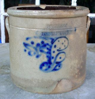 Antique Somerset Potters Stoneware Crock W/ Blue Decoration 7 1/4 