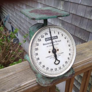 Antique Universal Rare Green Househld Scale 25 Lbs By Ozs Landers Frary & Clark photo