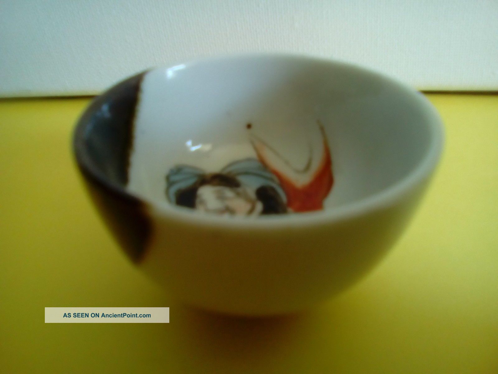 Antique Japanese Painted Sake/tea Bowl Cup,  Signed. Porcelain photo