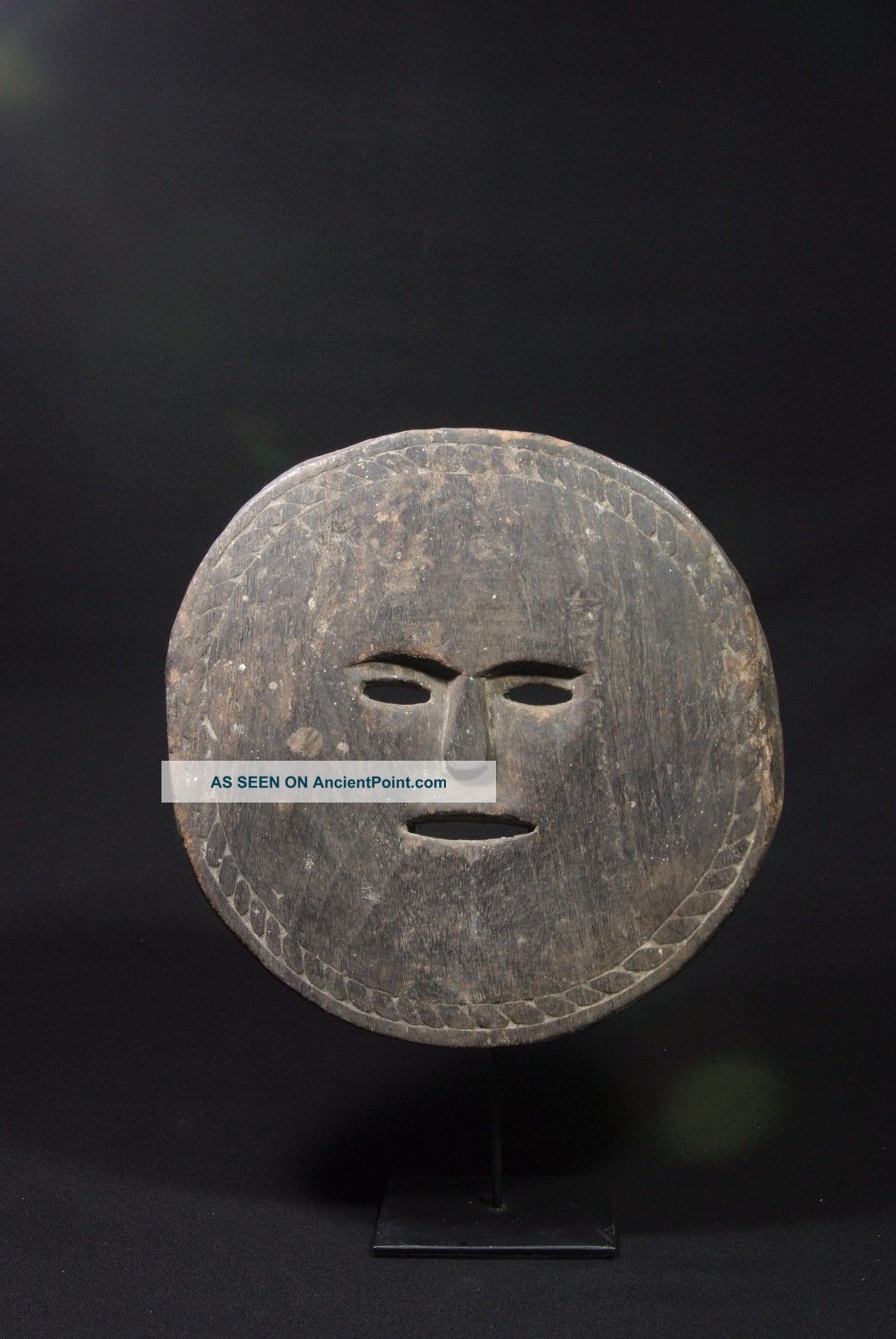 Wood Mask Depicting Sun - West Timor - Tribal Artifact Pacific Islands & Oceania photo