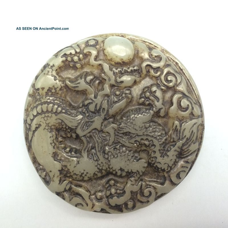 In - Ancient - China - Hand - Carved - Dragons - Exquisite - Jade - Pendant Necklaces & Pendants photo