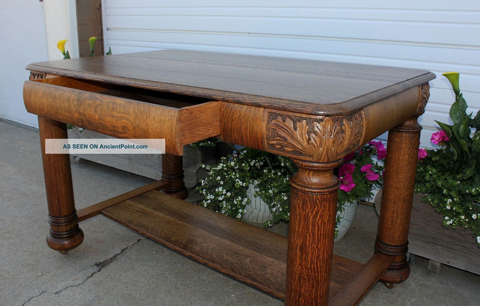 Antique Quartersawn Oak Carved Acanthus Leaf Library Desk Table Hidden