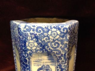 Antique,  Asian Antiques,  Brush Pot/vase,  Porcelain,  Blue & Wht,  1900 - 1940,  China photo