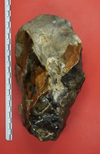 Huge 21cm/8.  25” Early Acheulian (abbevillian) Amygdaloidal Core - Biface C700k photo